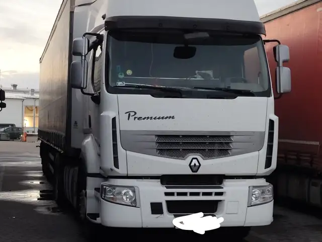Седельный тягач Renault Premium, 2013, Худжанд