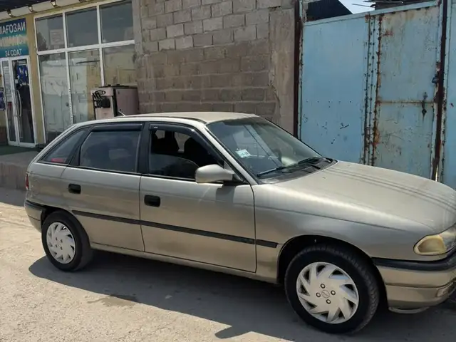 Opel Astra F