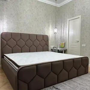Двуспальная кровать, Душанбе