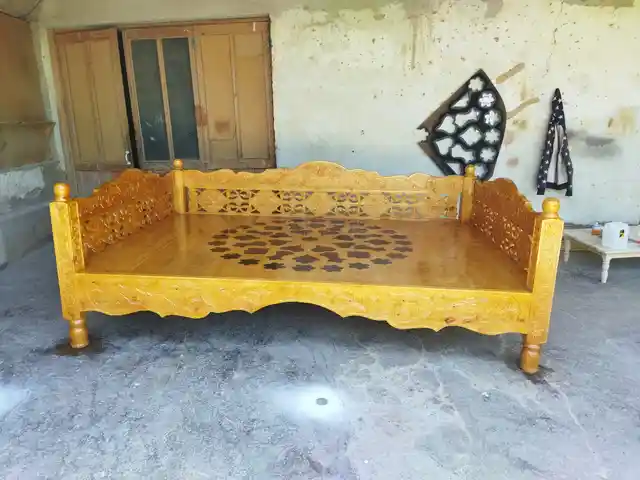 Тапчан, Душанбе