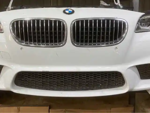 Бампер BMW F10 M Performance, Худжанд