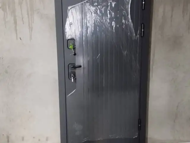 Входная дверь, Душанбе