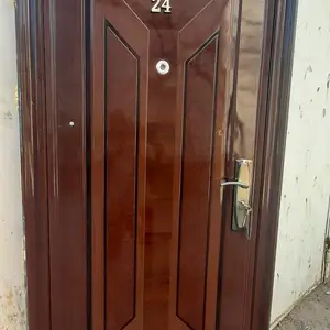 Дверь, Худжанд
