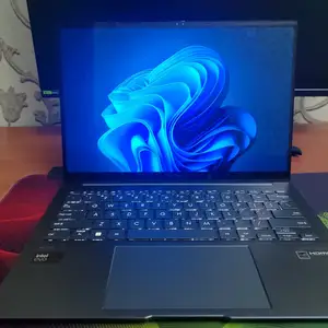 Ноутбук Asus Zenbook, Худжанд
