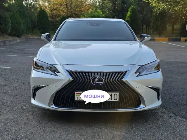 Lexus ES series