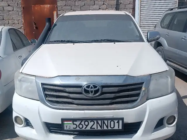 Toyota Hilux