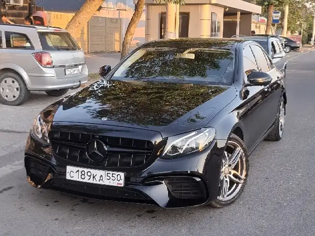 Mercedes-Benz E class