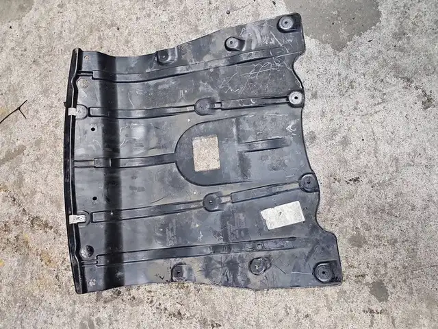 Защита двигателя BMW X5 51487468803 G05 G07, Душанбе