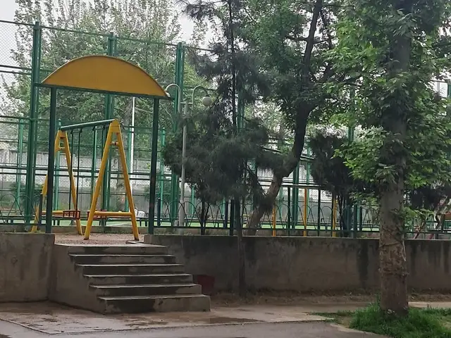 2-комн. квартира, 1 этаж, 56 м², Шохмансур, Душанбе