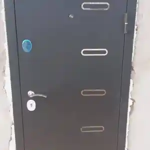 Входная дверь, Душанбе