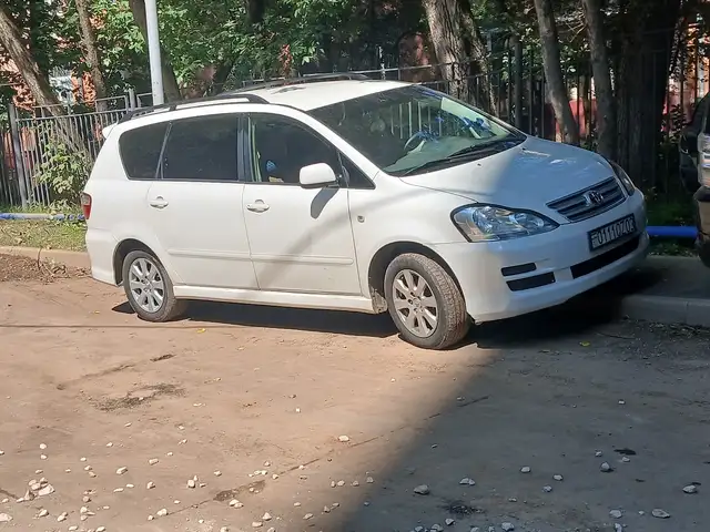 Toyota Ipsum