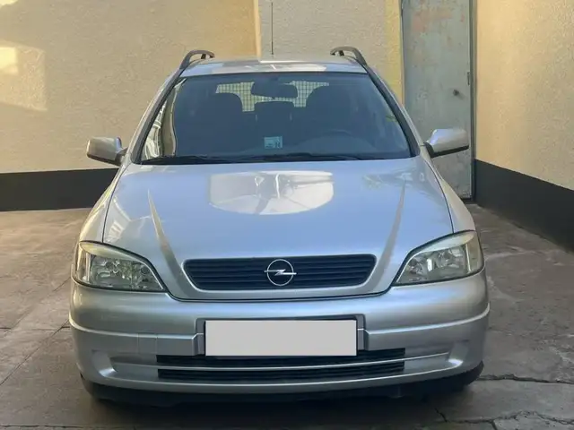 Opel Astra J