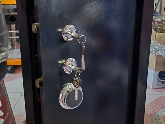Сейф металлический, Душанбе