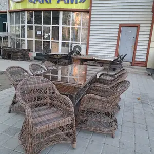 Стол и стулья, Душанбе