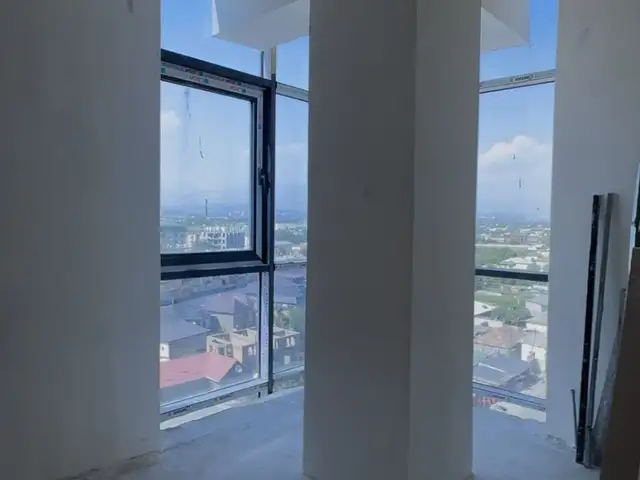 3-комн. квартира, 9 этаж, 79 м², Н. Рудаки павароти лелинград, Рудаки