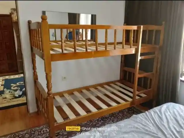 Двухъярусная кровать, Душанбе