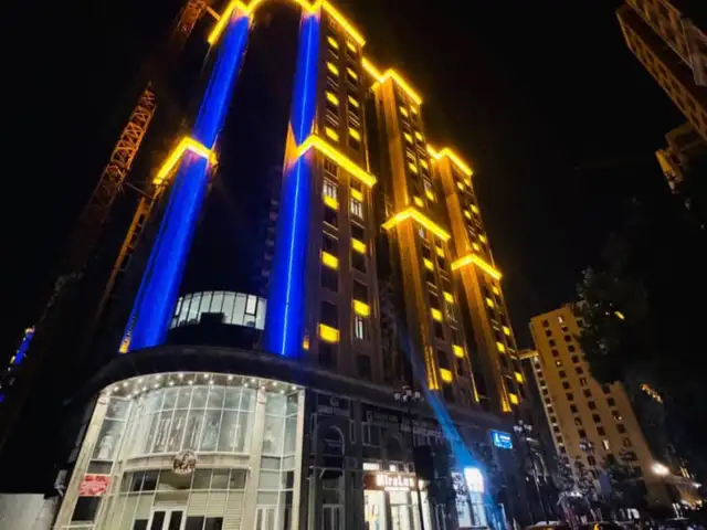 2-комн. квартира, 13 этаж, 93 м², ул.Айни, скорый, Bakht-Z, Душанбе