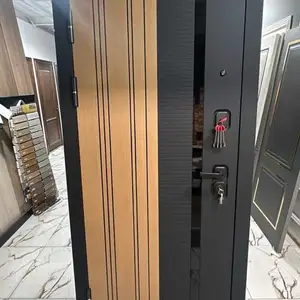Дверь, Душанбе