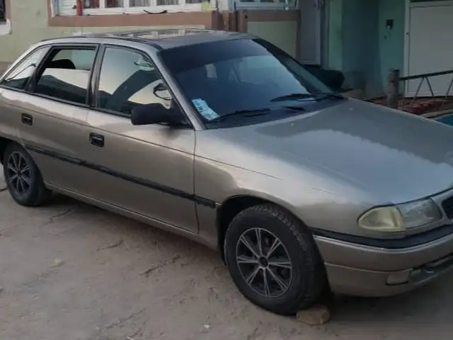 Opel Astra F