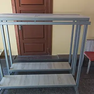 Стеллаж для магазина одежды, Хуҷанд