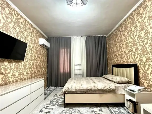 1-комн. квартира, 2 этаж, 40 м², 18 мкр, Худжанд