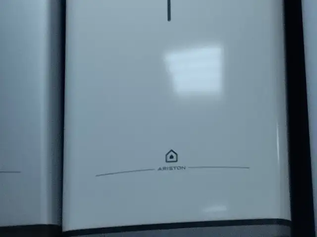 Водонагреватель Ariston 50л, Душанбе