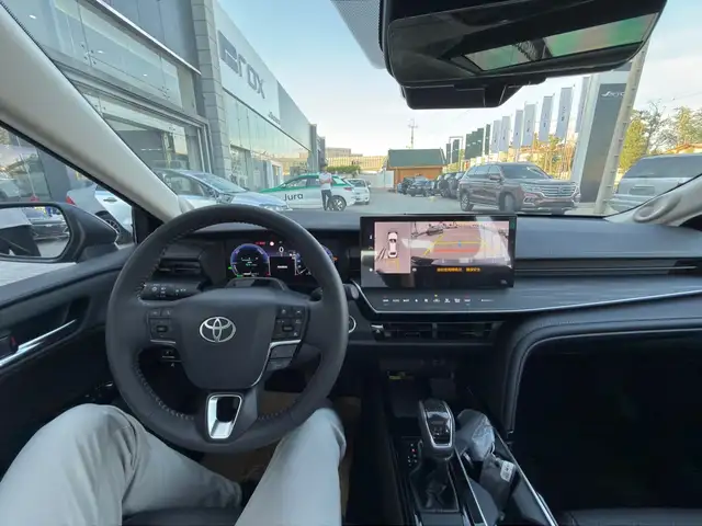 Toyota Camry, 2026, Душанбе - 10