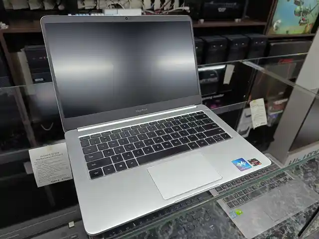 Ноутбук Huawei Honor MagicBook D14 Ryzen 5 3500U / 8GB / 256GB SSD, Душанбе
