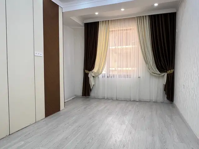 3-комн. квартира, 5 этаж, 72 м², пеши больница, Вахдат - 4