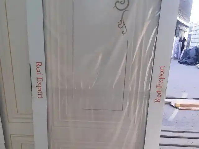 Дверь Эмал, Душанбе