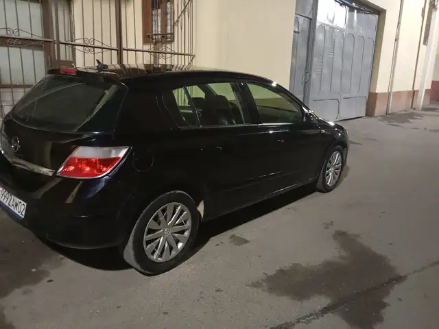 Opel Astra H