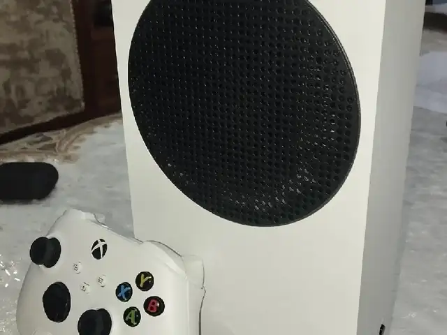 Игровая приставка Xbox Series S, Хуҷанд