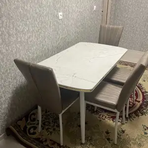 Стол и стулья, Душанбе