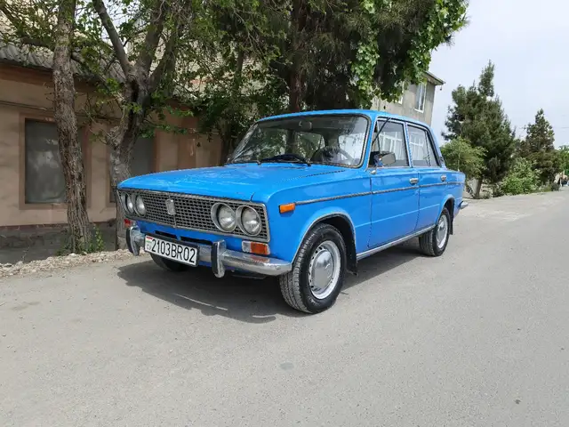 Lada (ВАЗ) 2103