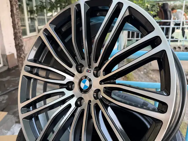 Диски R19 на BMW G30, Худжанд