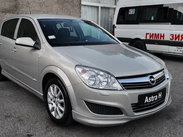 Opel Astra H