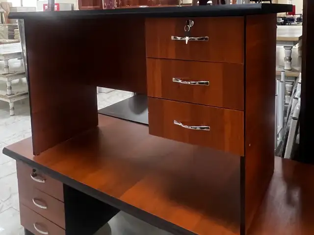 Стол для офиса, Душанбе