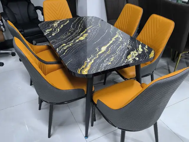 Столы, стулья, Душанбе
