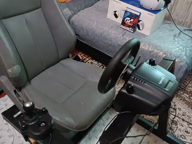 Кокпит +Logitech G29+PSVR2+GT 7, Душанбе