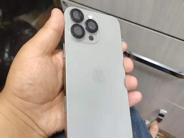 Apple iPhone 16 Pro Max, 256 gb, Desert Titanium, Душанбе