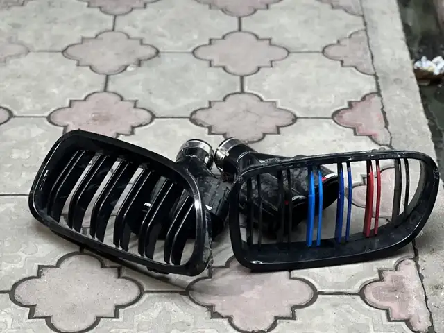 Решетка двигателя на BMW F10, Душанбе