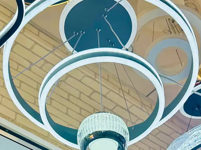 Люстра, Душанбе