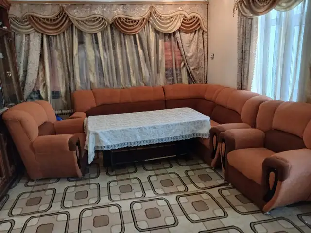 Кресла диван барои мехмонхона, Хуҷанд