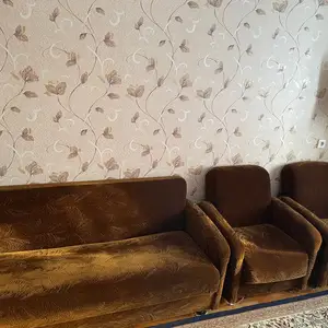 Диван и кресла, Турсунзаде