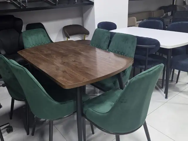 Стол стуля, Душанбе
