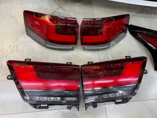 Задняя Фара Toyota LC300, Душанбе