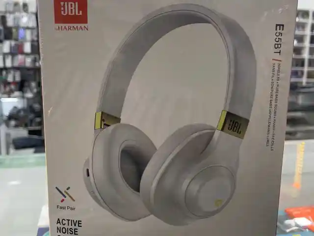 Беспроводные наушники JBL E55BT, Душанбе