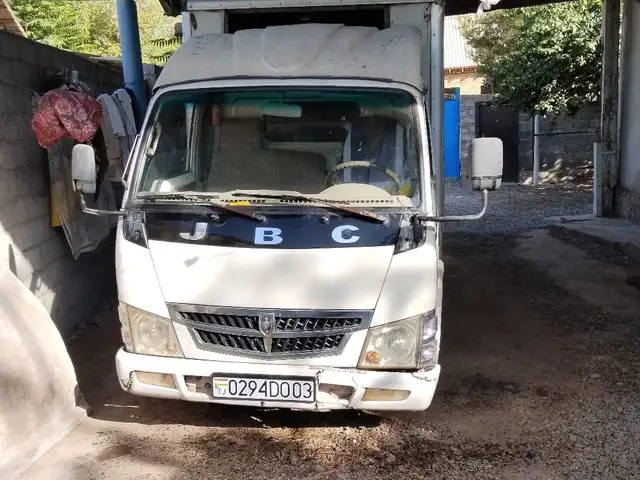Бортовой автомобиль JCB, 2007, Бохтар (Курғон-Теппа)