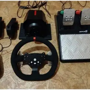 Игровой руль с педалями, Душанбе