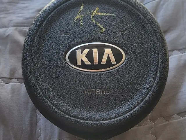 Подушка безопасности руля от KIA, Худжанд
